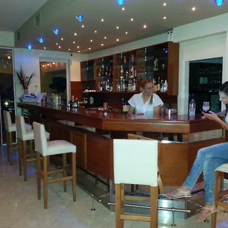 Colonides 4* Vounária