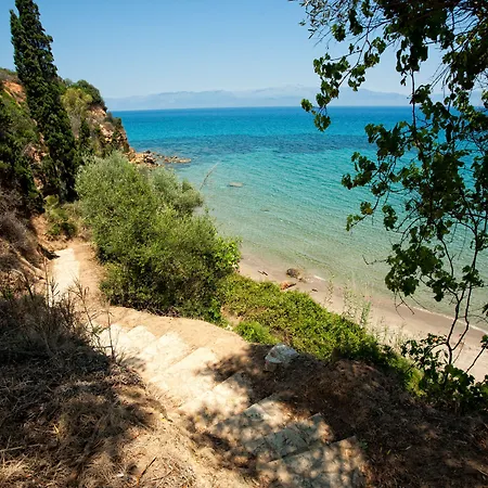 Colonides Hotel Vounária