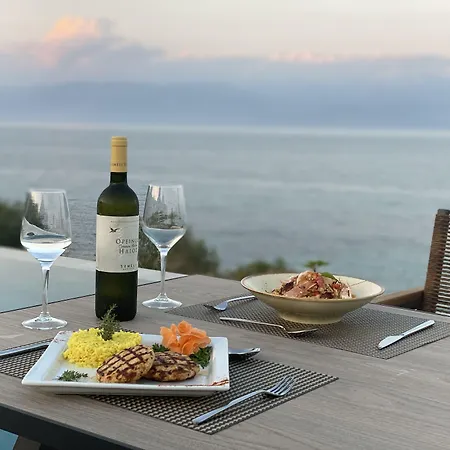 Colonides Hotel Vounária