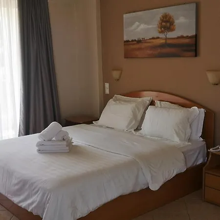 Colonides Hotel