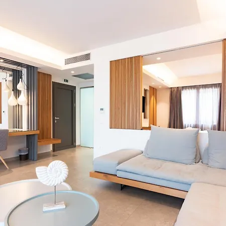 Colonides Hotel