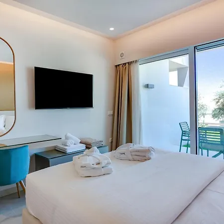 Colonides Retreat Sea & Silence Hotel