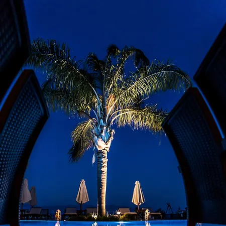 Colonides Retreat Sea & Silence فندق 4*