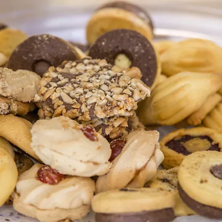 Colonides Hotel Vounária