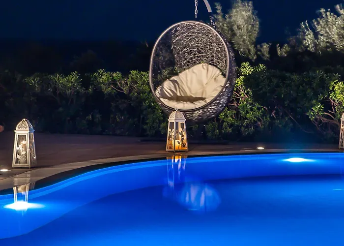 Colonides - Seaside Retreat Sea & Silence