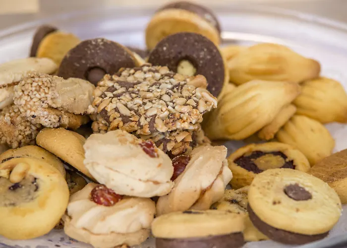 Colonides Hotel Vounária