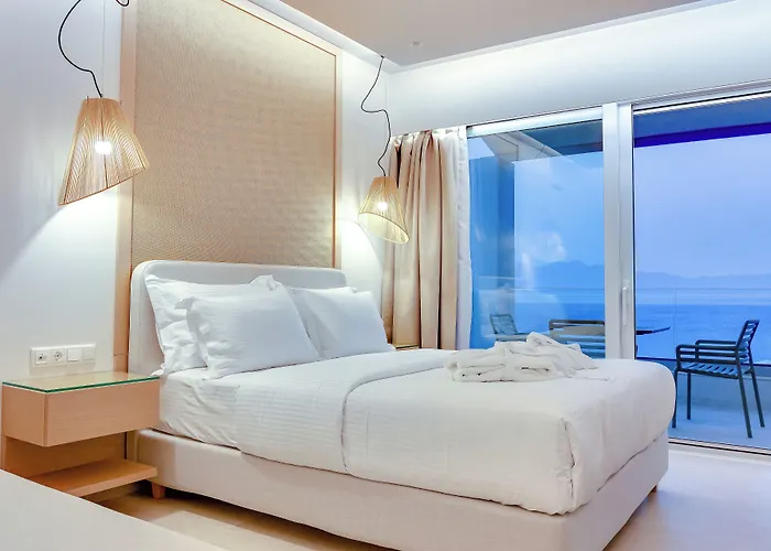 Colonides 4* Vounária